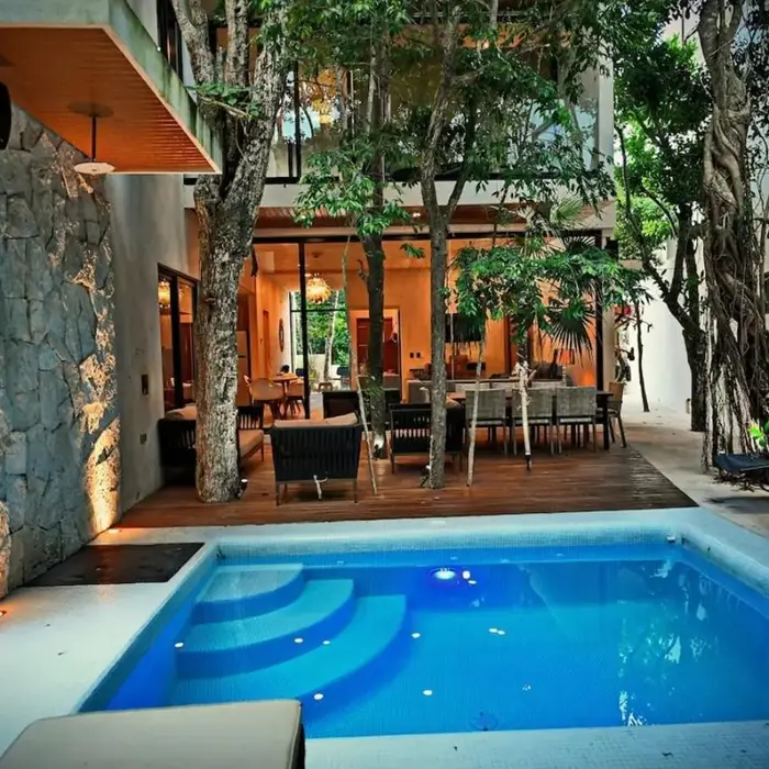 Luxury 5-br Oasis Golf, Private Pool, Beach!