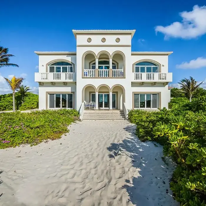 Amazing Beachfront Casa del Mar Bonito, Playa del Secreto, Riviera Maya