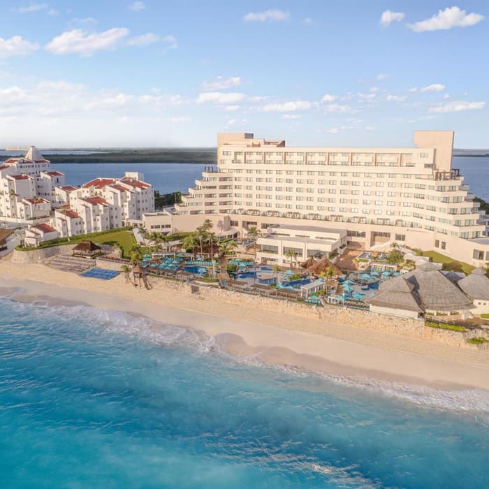 Unforgettable 9-Day Journey to Cancun - Book Your Adventure Today!