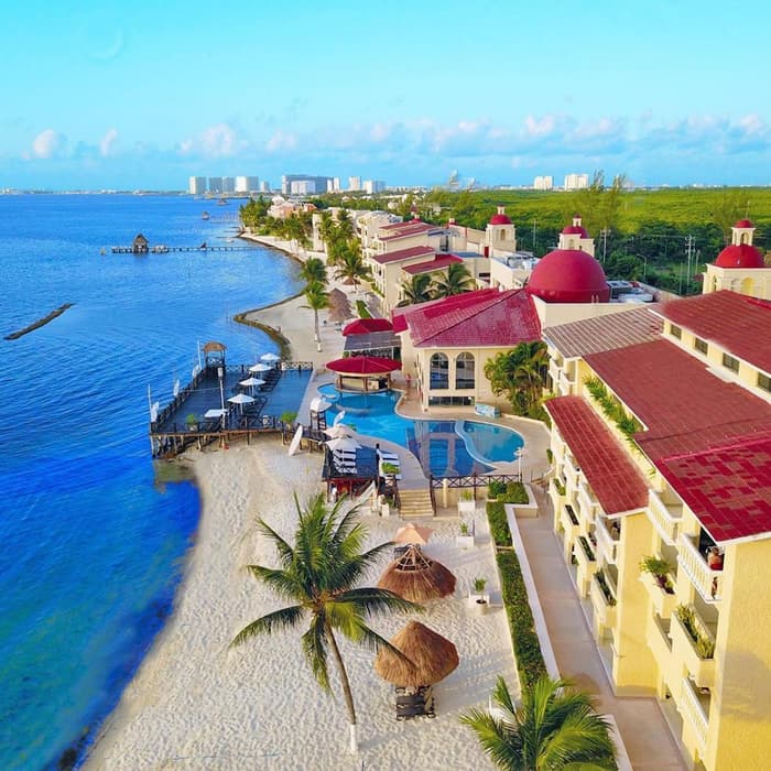 2 Bedroom All Inclusive Vacation in Cancun! from US$312