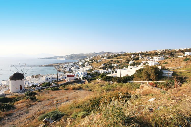 Imatge - Exploring Greece with Athens, Delphi, Meteora, Mykonos and Santorini