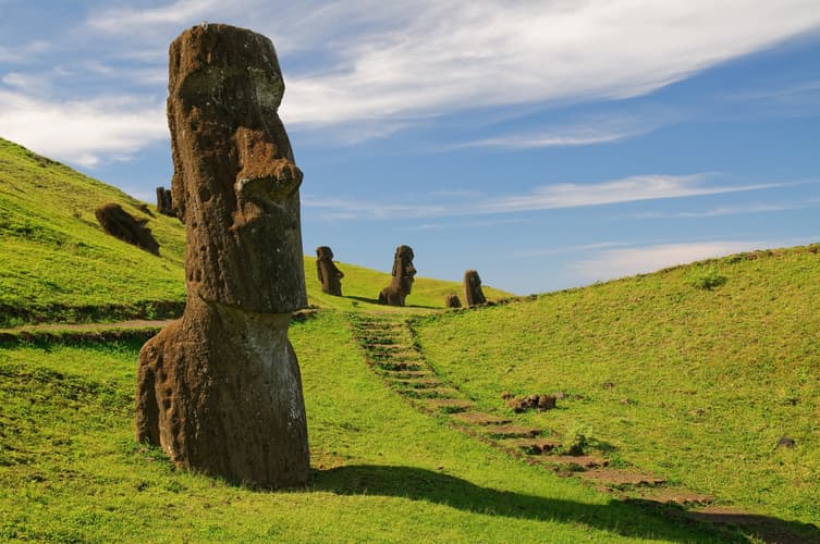Image - Isla de Pascua - 3 Días, Visita a Isla de Pascua y Tongariki