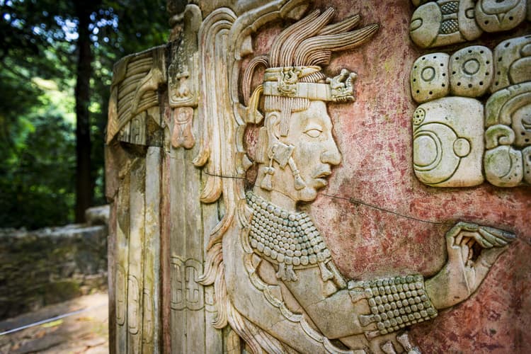 Bild - Mundo Maya Arqueológico Express