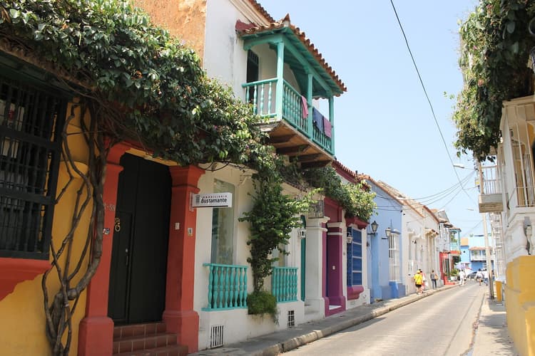Immagine - Medellín y Cartagena de Indias