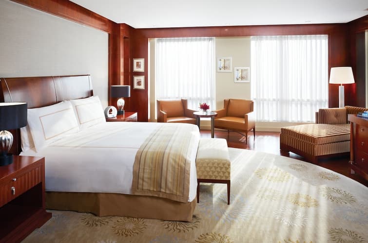 Image - 7 Days MUMBAI (5* - Four Seasons Hotel - BO)