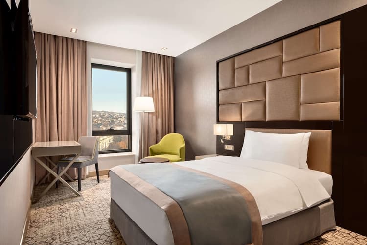 Image - 4 Days TBILISI (Wyndham Grand Tbilisi 5* - BB)