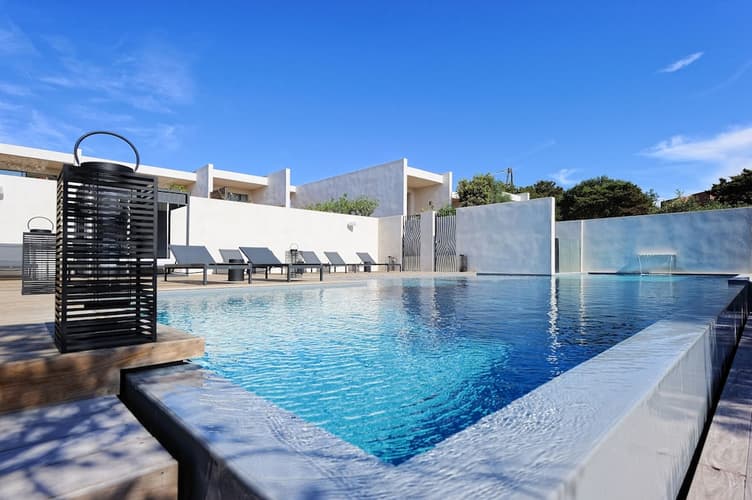 Image - 3 N Hotel Cala di Greco