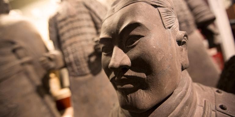 Bild - China & Vietnam: The Great Wall to Ho Chi Minh