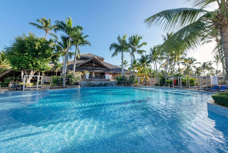 Imagen - Dom 09 Ago 26 - SLA / PUJ + Hoteles en Bayahibe