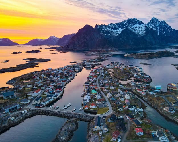 Image - Isole Lofoten e Aurora Boreale