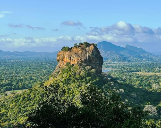 Immagine - EXPLORE SRI LANKA, Antichi Regni e Natura Magica 