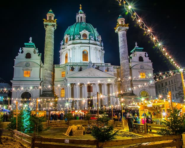 Image - The Magic of Christmas Markets