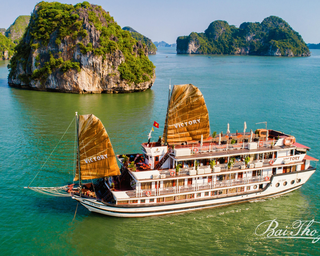 Image - Kreuzfahrt mit der Dschunke durch die Halong Bucht (2 Nächte)