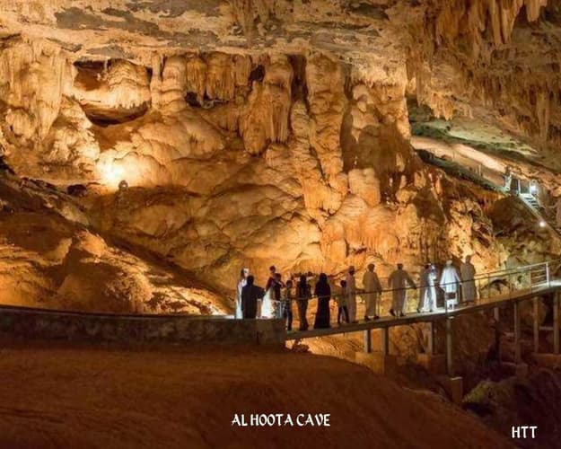 Image - Nizwa, Al Hoota Cave: Heritage & Cave tour