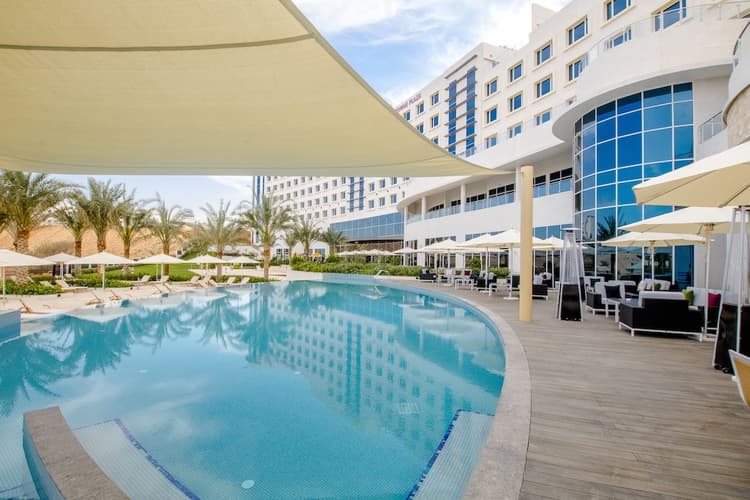 Image - Crowne Plaza Muscat OCEC