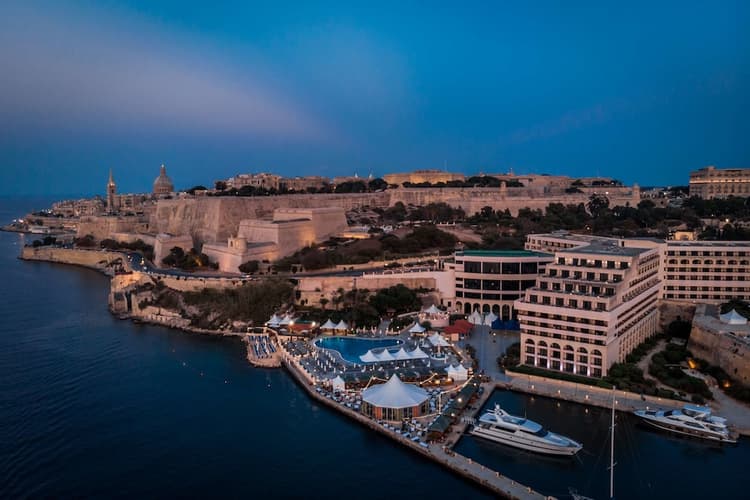 Bild - Malta, arratisja perfekte mes qyteteve me karakter dhe atmosferes mesdhetare.