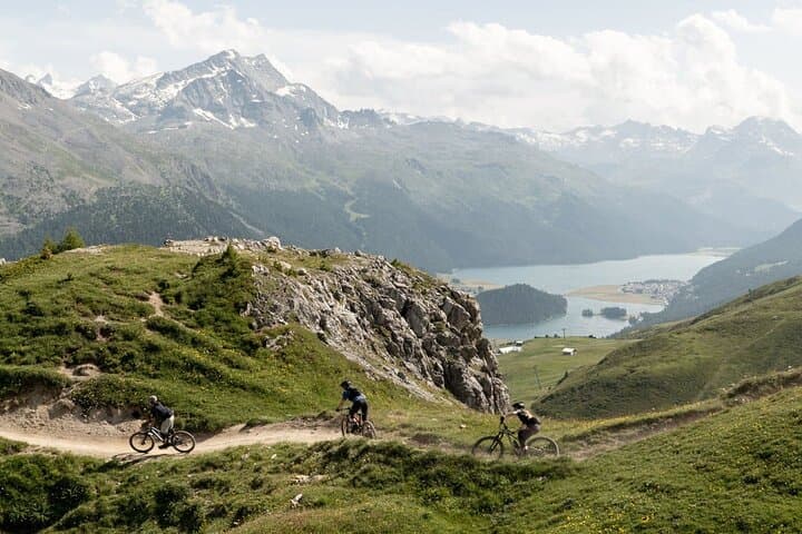 Image - Discover Engadina with a Private Guided Bike Tours