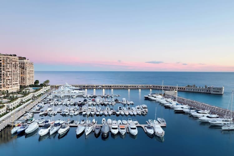 Image - Monaco- Luks mes Detit dhe Diellit