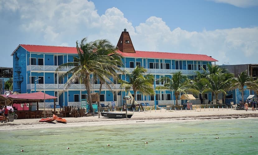 Imagen - Viaja este verano a Isla Holbox - Hotel El Faro