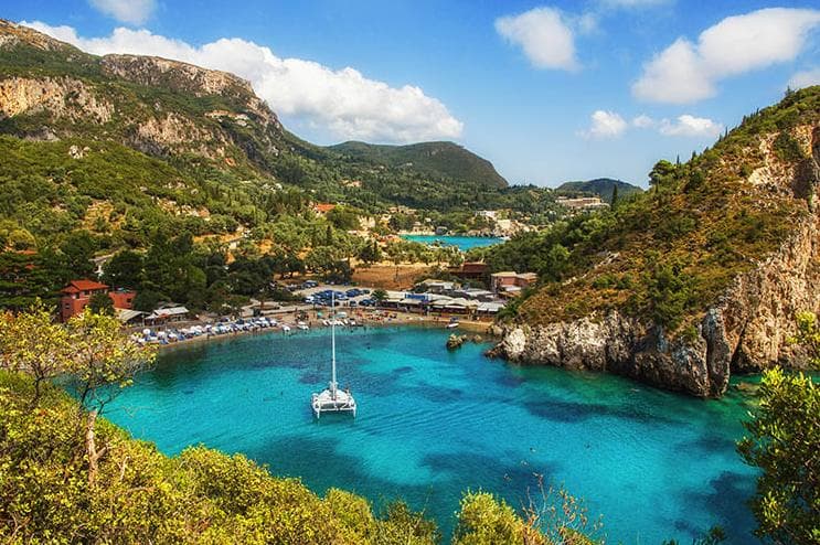 Beeld - 8 Days. 5N CORFU 5* (BB) I 2N ATHENS 5* (BB)
