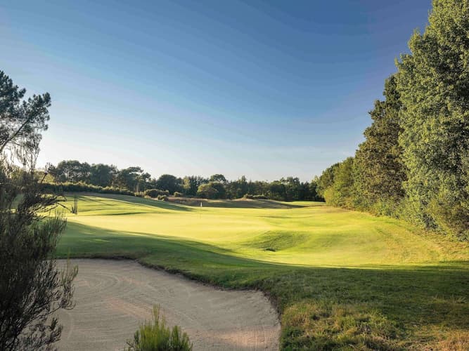 Image - Cabot Bordeux 3 nights with breakfast and 2 green fees