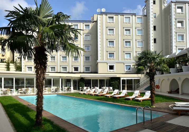 Image - AÑO NUEVO EN TURQUÍA - HOLIDAY INN 5* - HAB. DOBLE
