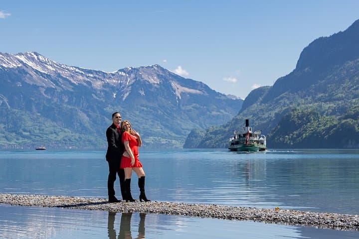 Image - Phototour Interlaken, Grindelwald, Lauterbrunnen, Lake of Brienz