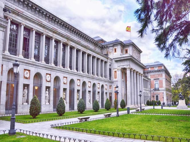 Imagem - Madrid-Tour de Meio Dia pelo Plácio Real e Museu do Prado-15 Setembro