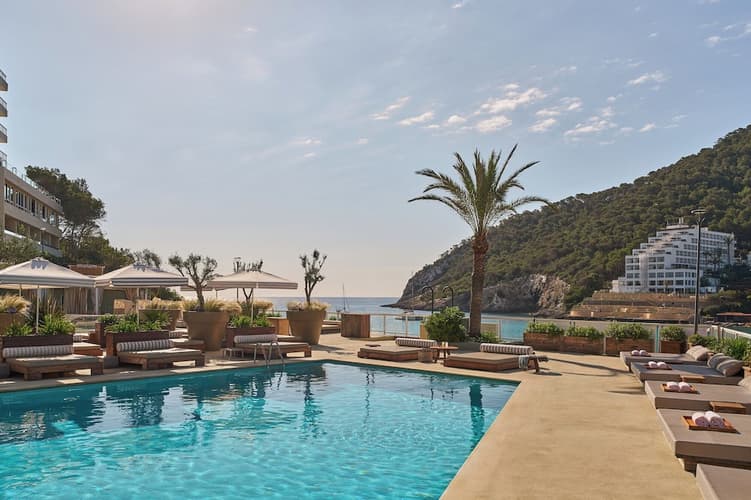 Beeld - 8 Days. 4N IBIZA 5* (BB) | 3N BARCELONA 5* (BO)