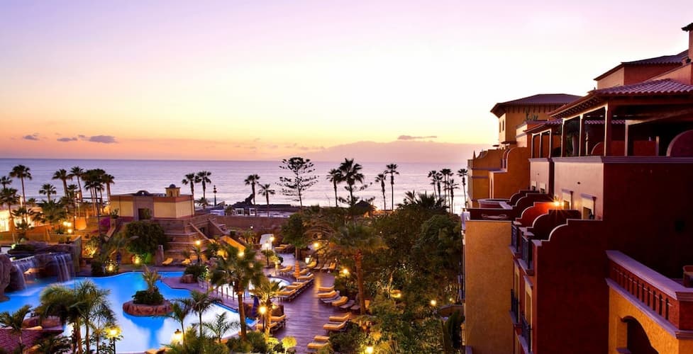 Bild - Angebot Newsletter TFS November Europe Villa Cortes