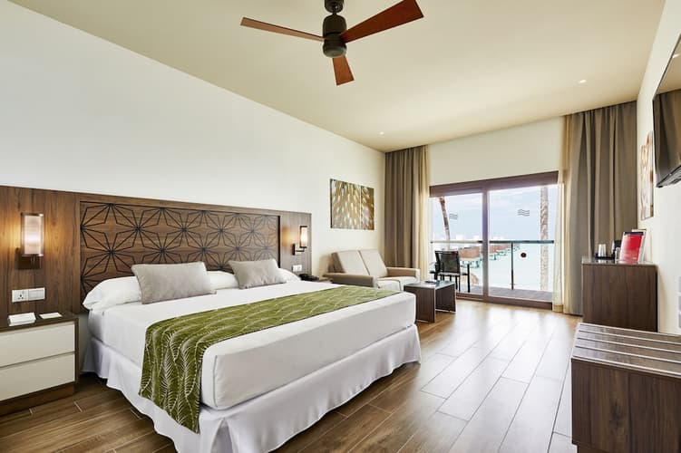 Image - 5 Days. 4* MALDIVES - RIU Atoll All inclusive (AI)