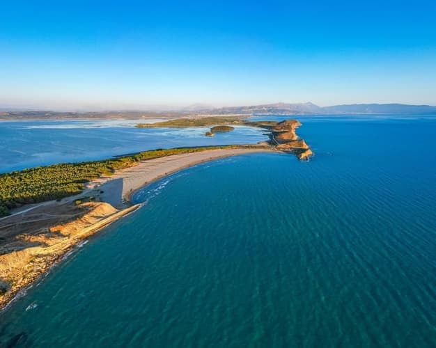 Beeld - Fly & Drive Albanië