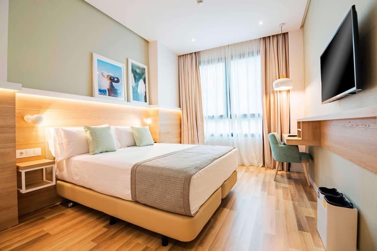 Εικόνα - 5 Days. 3* BARCELONA - SM Hotel Sant Antoni (BB)