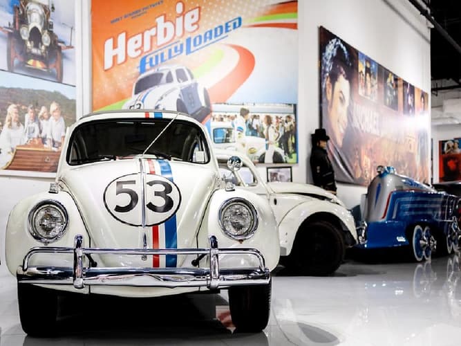 Image - Visita al Museo del Automóvil de Orlando en Dezerland Park