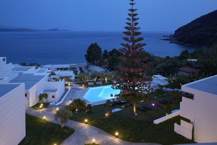 Imazhi - Lichnos Beach Hotel & Suites Parga HB 15/20Korrik