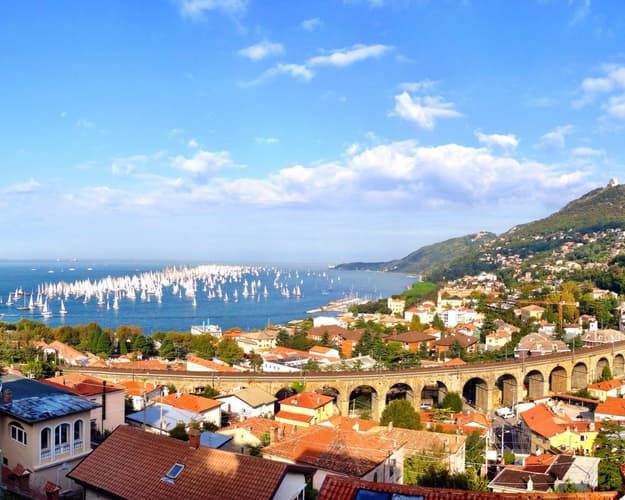 Immagine - Visita a Trieste e Castello di Miramare