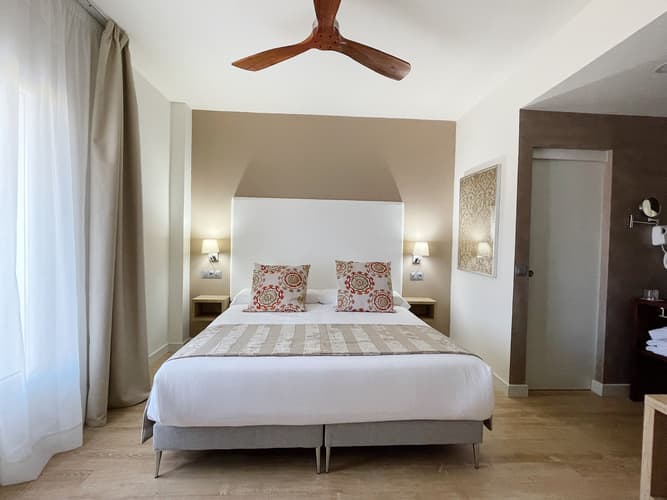 Image - 3 nights at Añoreta Golf and Suites + 1GF
