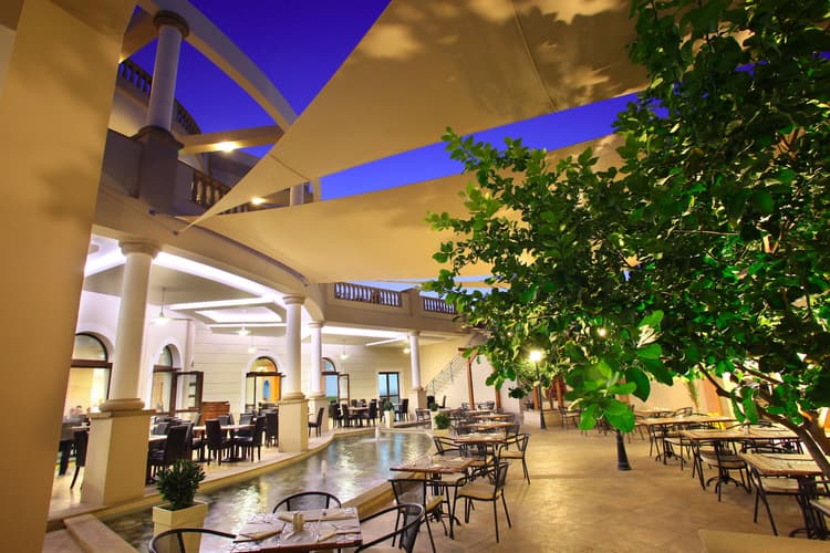 Immagine - 5 N Aliathon Resort Cyprus