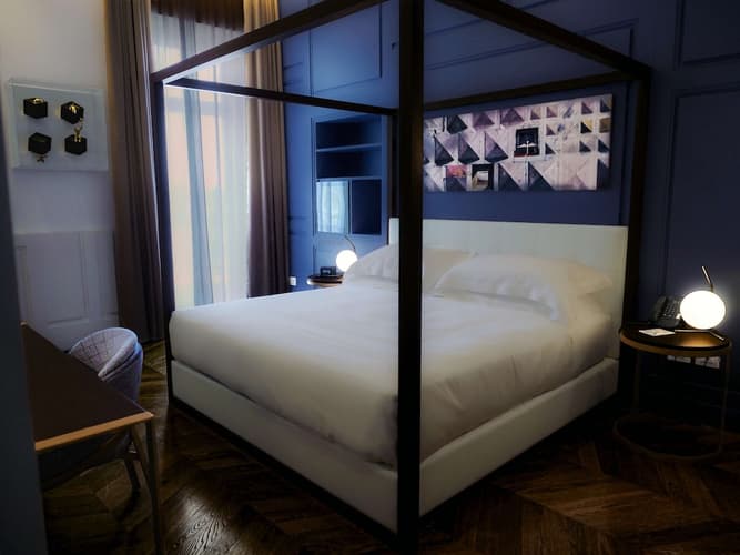 Kuva - 5 Days, 5* NAPLES - de Bonart Naples-Curio Collection (BB)