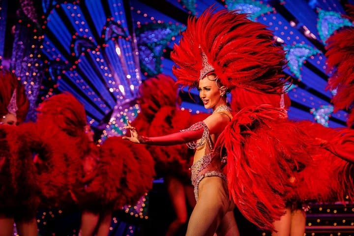 Image - A night of glamour, music and magic