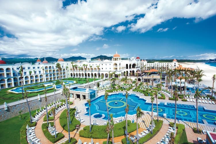 Image - Hotel Riu Palace Cabo San Lucas 4*