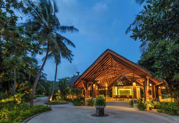 Bild - 6 Days. 5* MALDIVES - Dusit Thani (BB)