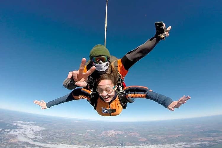 Image - Salto en paracaídas en Boituva | Sao Paulo