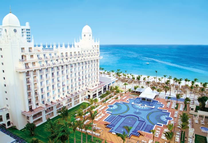Imagen - Lun 09 Nov 26 - BUE / AUA + Hoteles con All Inclusive