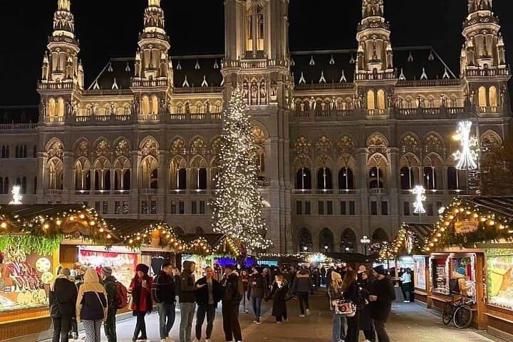 Imagen - Vienna a Natale: eleganza, luci e magia delle feste