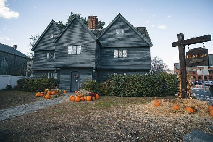 Image - Halloween au Pays des Sorcières de Salem