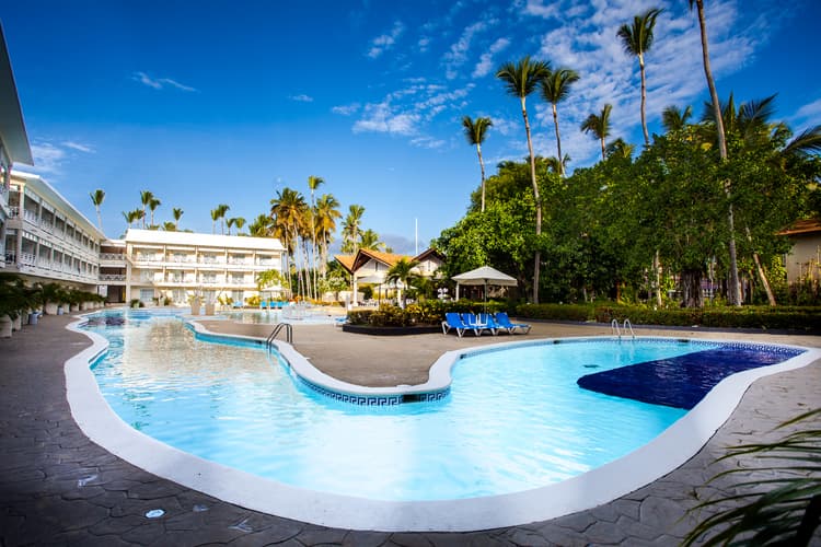Imagen - Sab 05 Dic 26 COR/PUJ + Hoteles en Punta Cana (FAMILY PLAN)