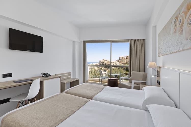 Imagen - 5N Hotel THB Cala Lliteras + 2GF