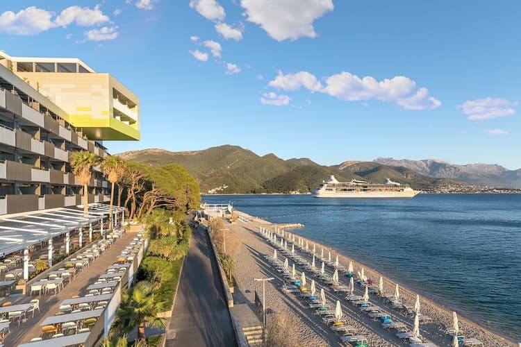 Εικόνα - Carine Hotel Park – Arratisja perfekte buzë detit që nuk duhet humbur