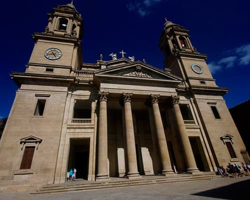 Image - Historia, gastronomía y tradición en Pamplona. vuelo + Hotel.